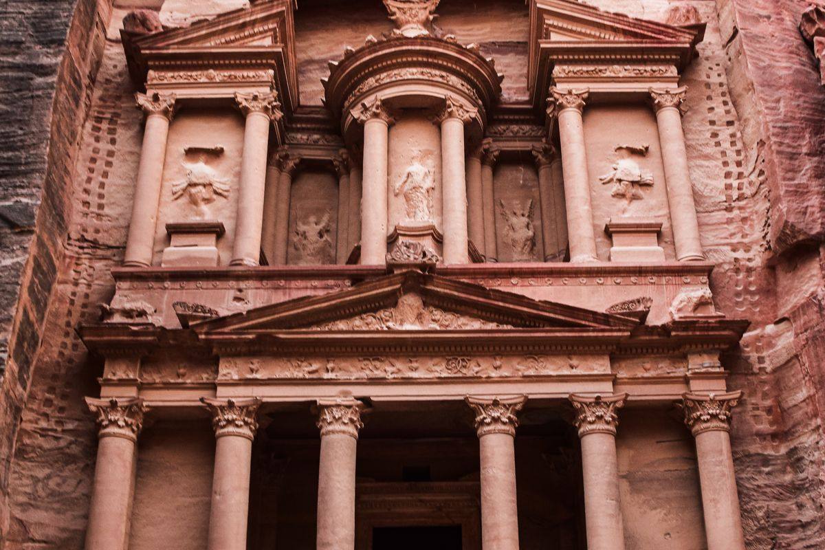 Visiting Petra with Kids: Turn long walk into an adventure